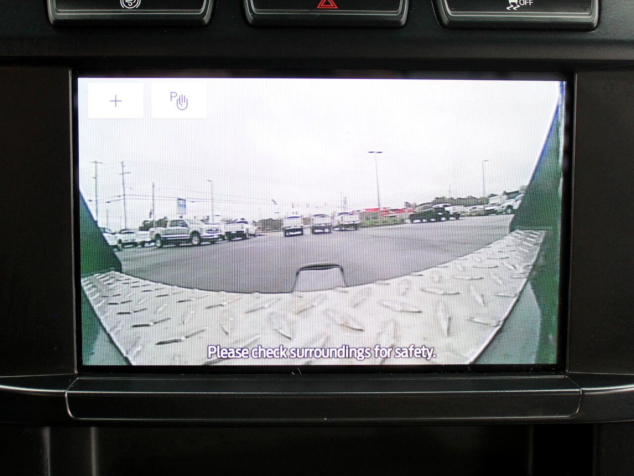 Used 2024 Ford F550 4x4 Crew Cab Super Duty w/ XLT Value Package image 33