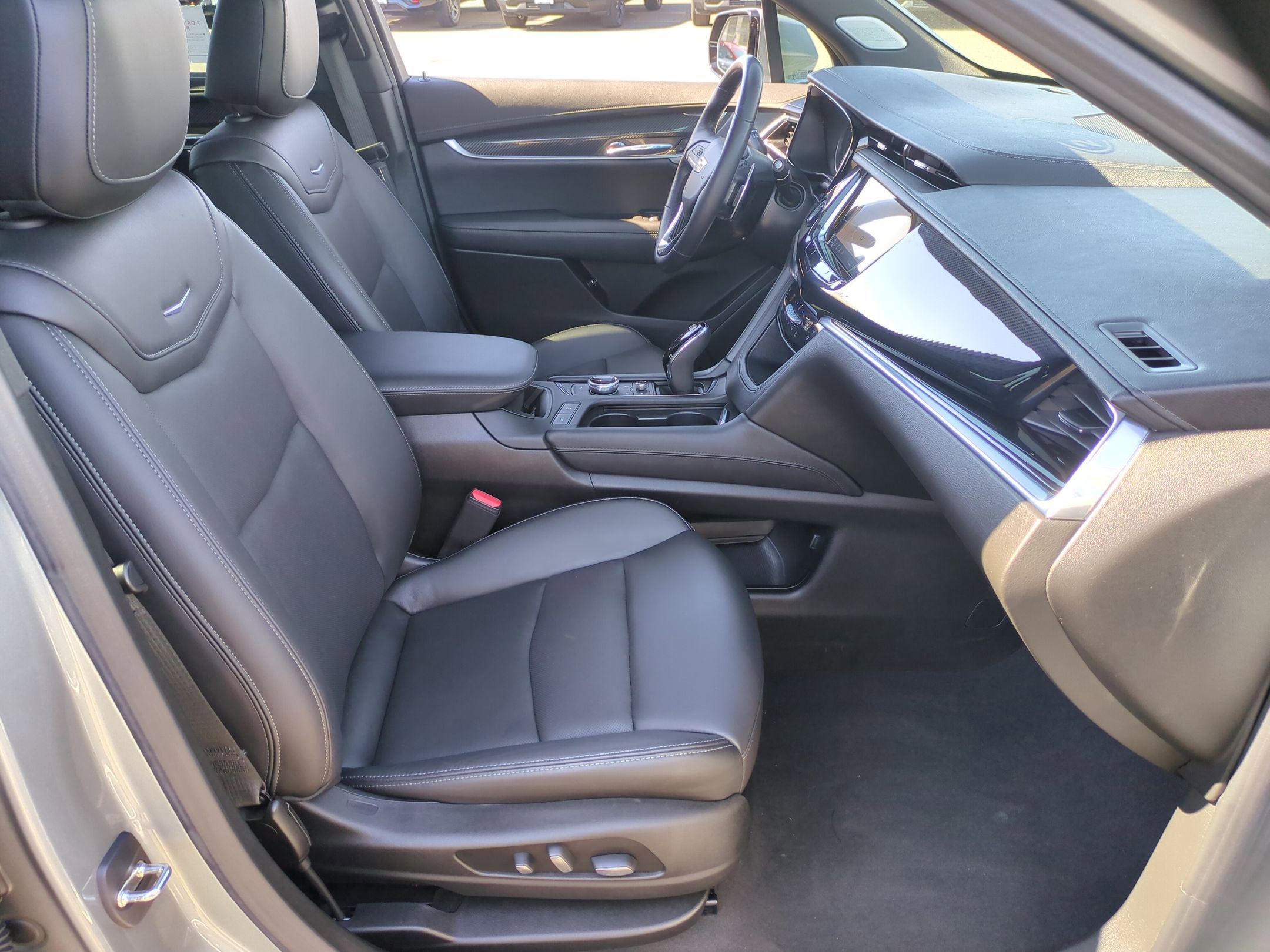 Certified 2023 Cadillac XT6 Sport image 29