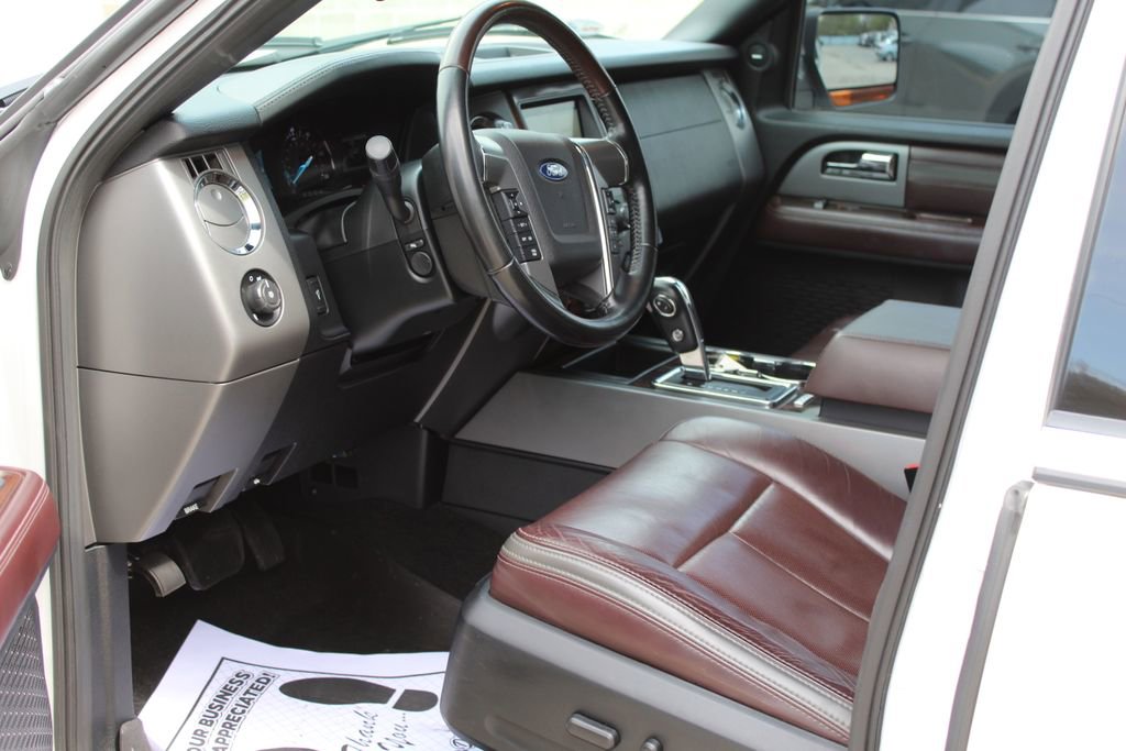 Used 2017 Ford Expedition EL Platinum AWD/4WD image 17