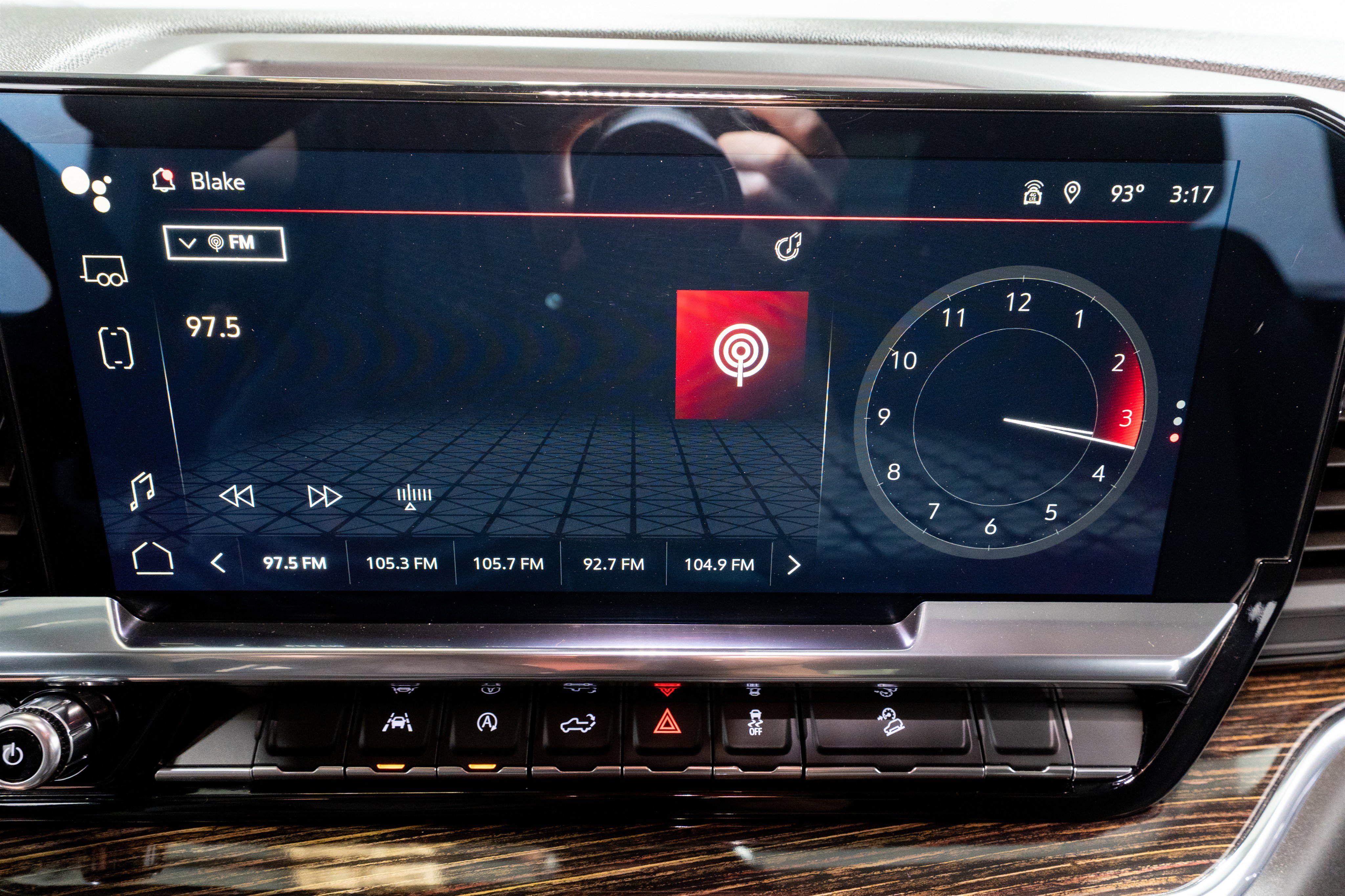 Used 2024 GMC Sierra 1500 SLE w/ Preferred Package image 18