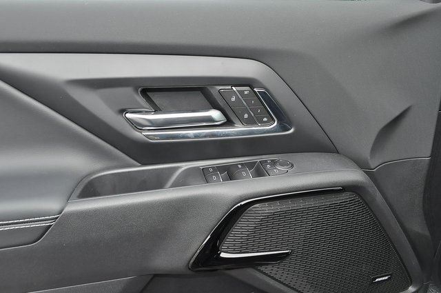 New 2025 Chevrolet Silverado EV LT AWD/4WD image 10