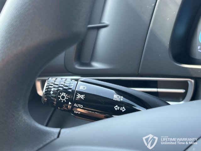 New 2026 Hyundai Elantra SE FWD image 25