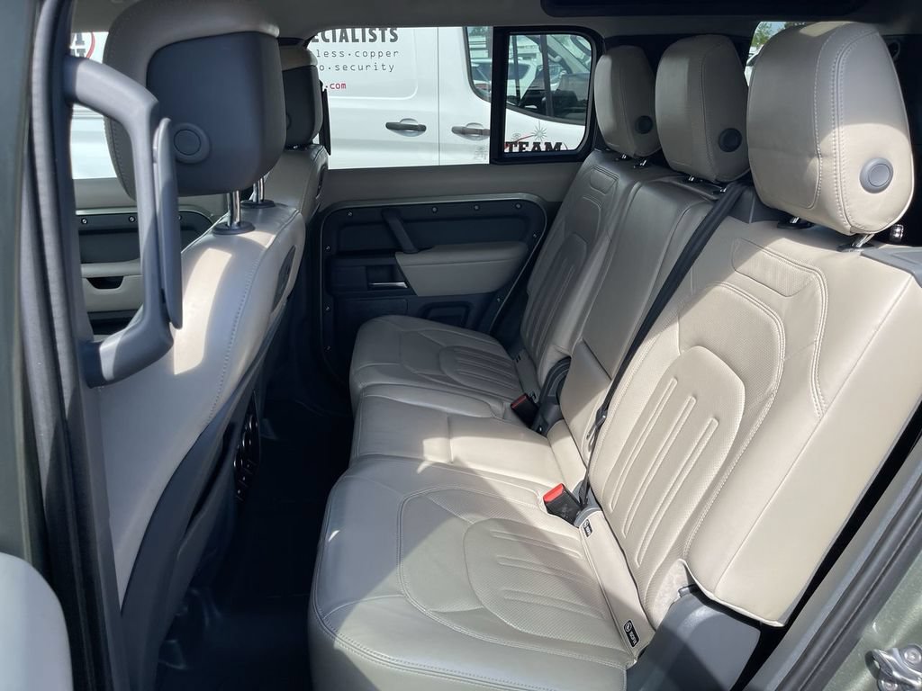Used 2020 Land Rover Defender 110 AWD/4WD image 10