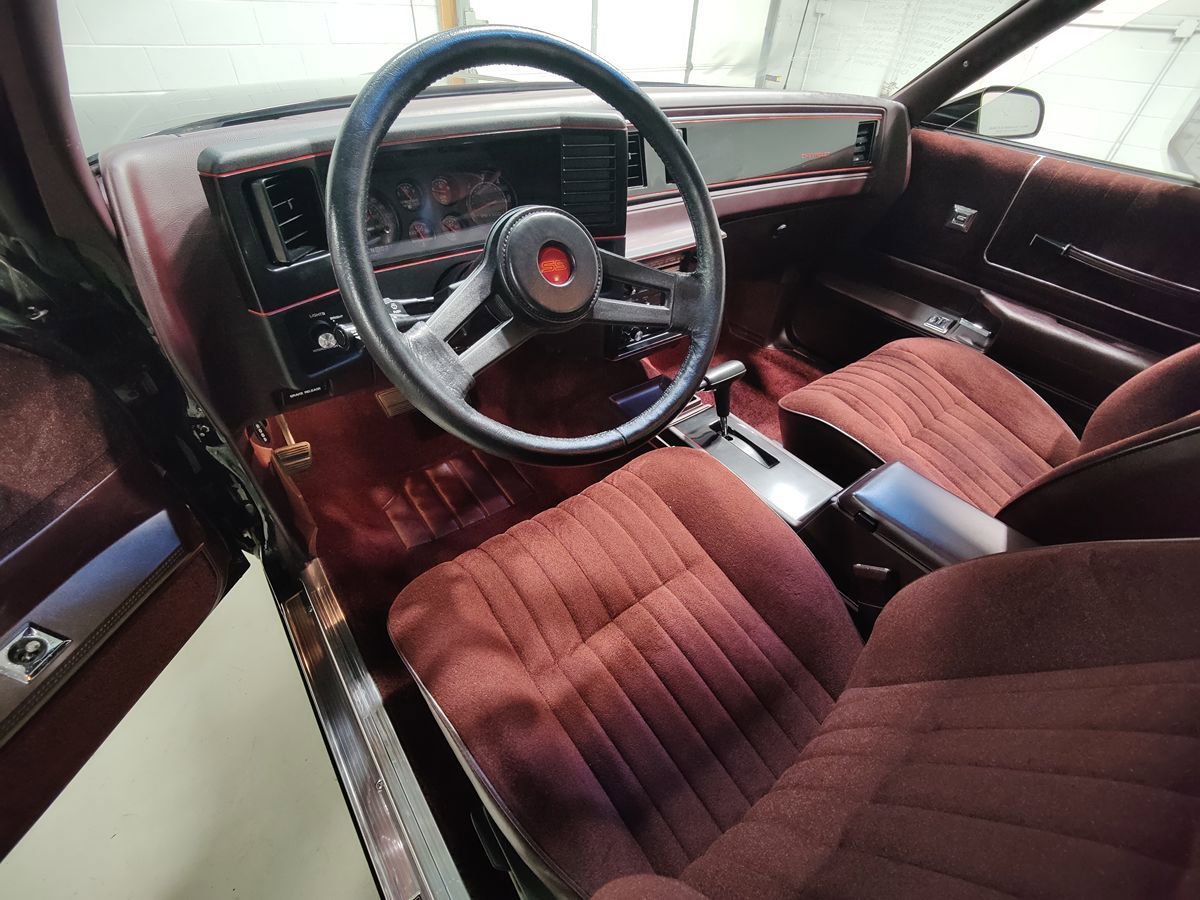 Used 1987 Chevrolet Monte Carlo SS image 32