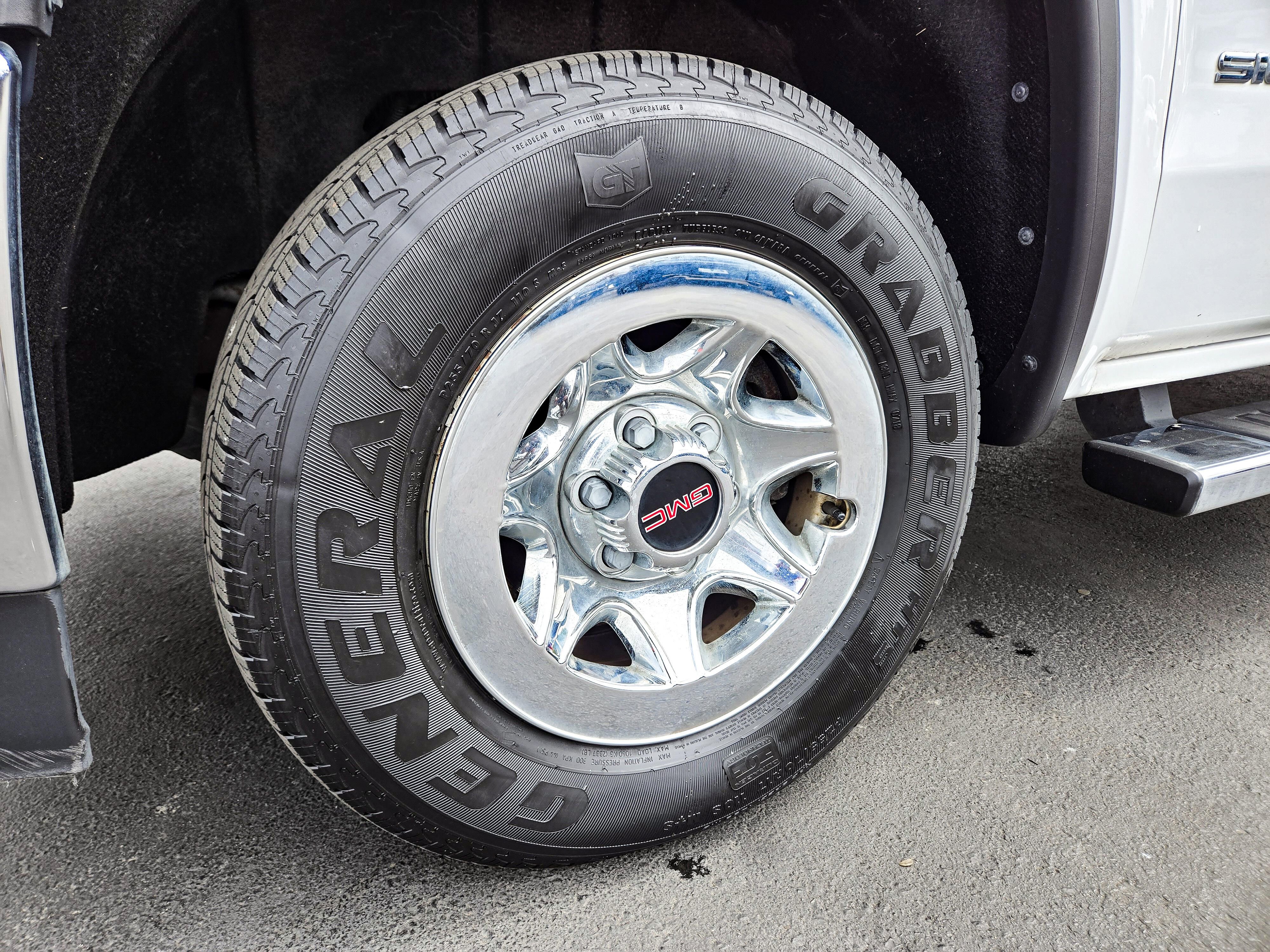 Used 2018 GMC Sierra 1500 4x4 Regular Cab image 9