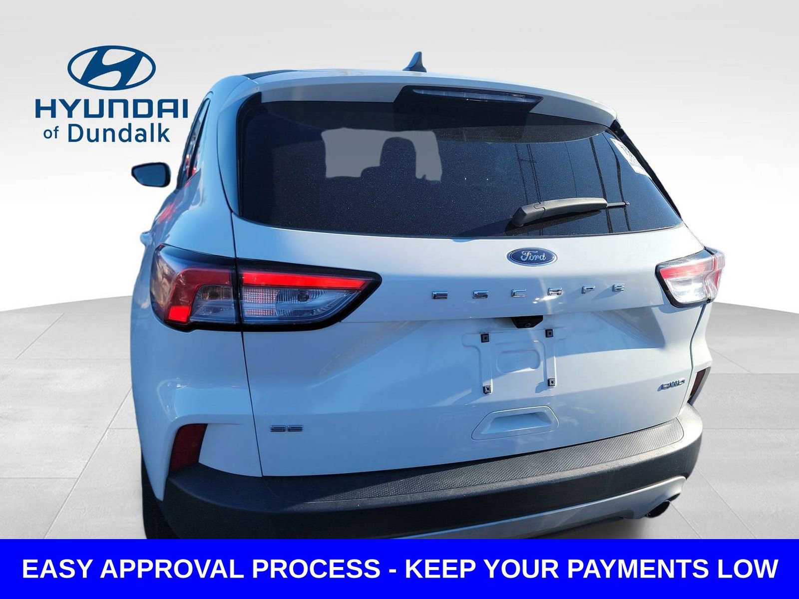 Used 2021 Ford Escape SE w/ Convenience Package image 2