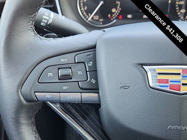 Used 2025 Cadillac XT6 Premium Luxury image 39