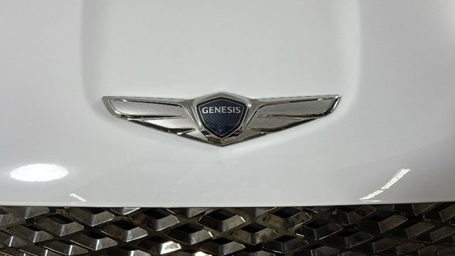 Used 2023 Genesis GV70 2.5T w/ Select Package AWD/4WD image 8