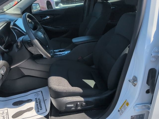Used 2024 Chevrolet Malibu LT FWD image 16