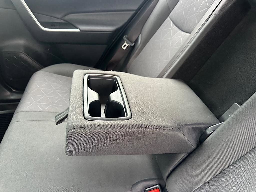 Certified 2019 Toyota RAV4 XLE w/ Convenience Package AWD/4WD image 18