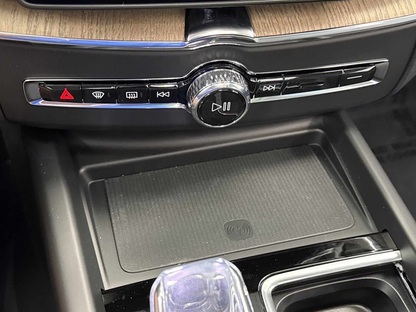 New 2026 Volvo XC60 B5 Ultra w/ Protection Package Premier image 30