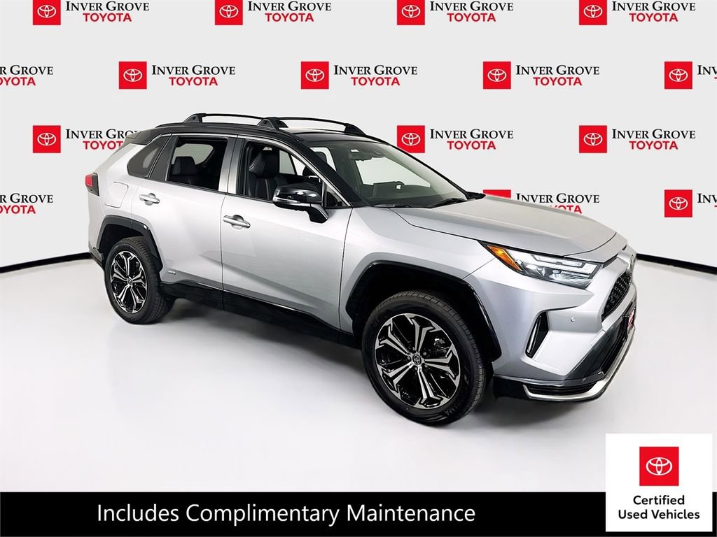 Certified 2025 Toyota RAV4 XSE w/ Premium Package image 4