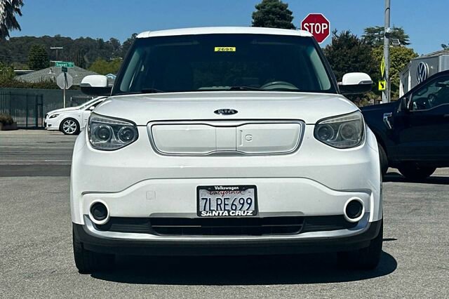 Used 2015 Kia Soul EV image 9
