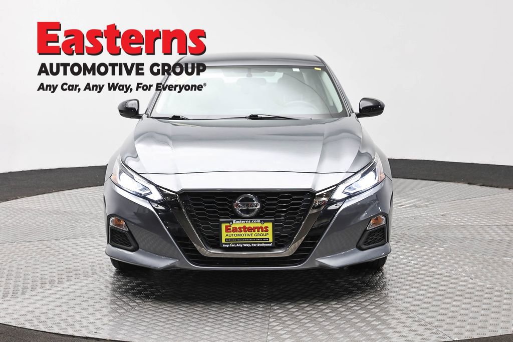 Used 2019 Nissan Altima 2.5 SR AWD/4WD image 2