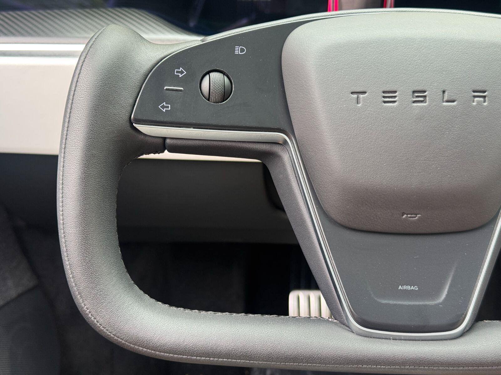 Used 2024 Tesla Model S Plaid AWD/4WD image 19
