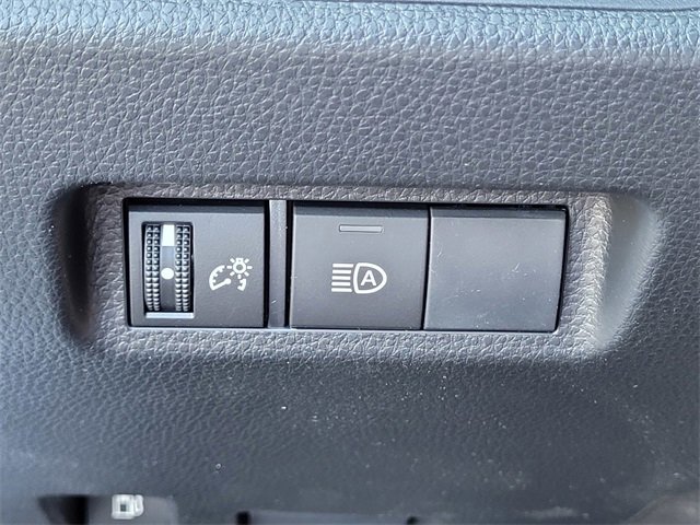 Used 2025 Toyota RAV4 XLE image 16