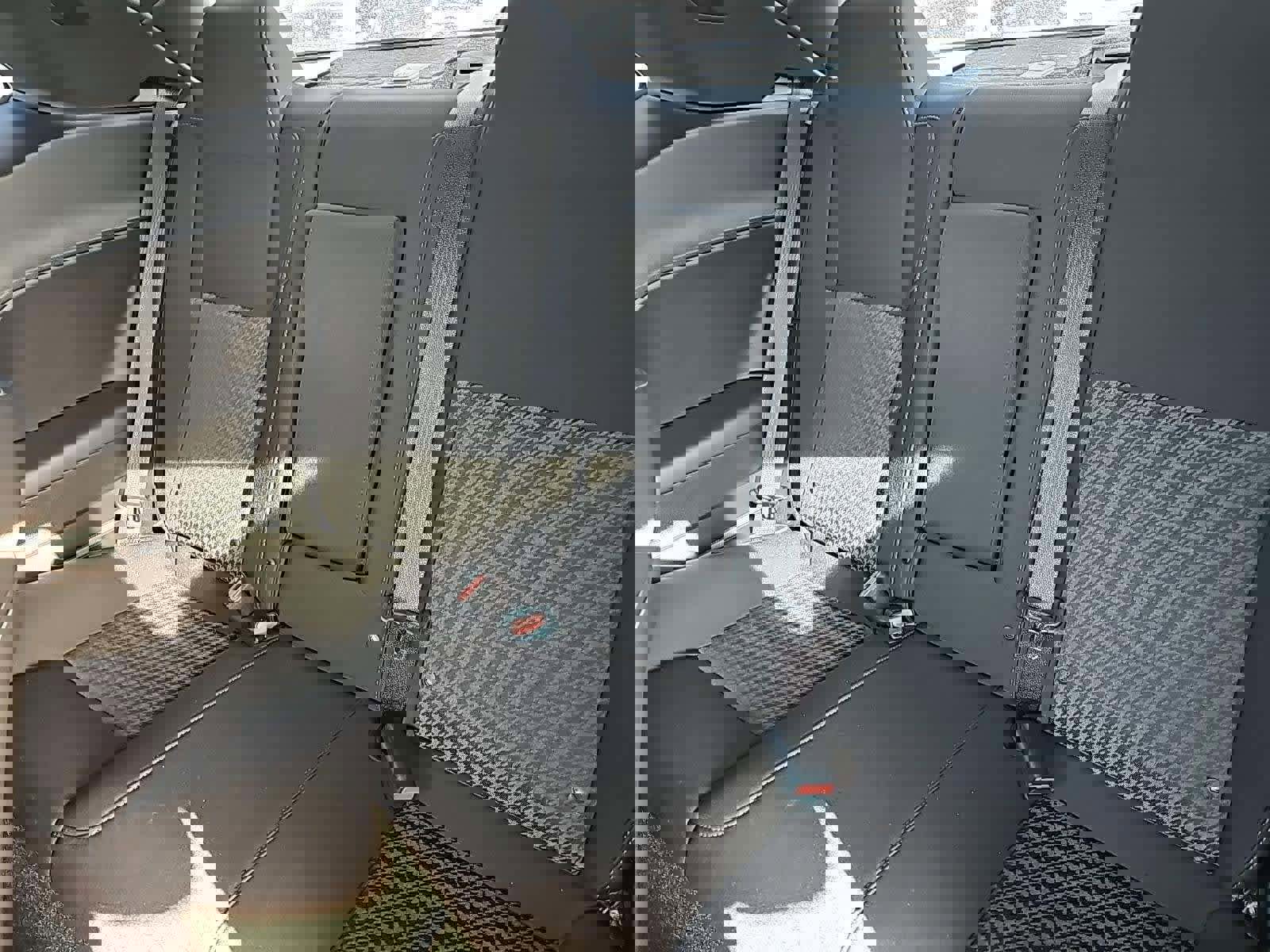 Used 2022 Dodge Challenger R/T Scat Pack w/ Shaker Package image 8