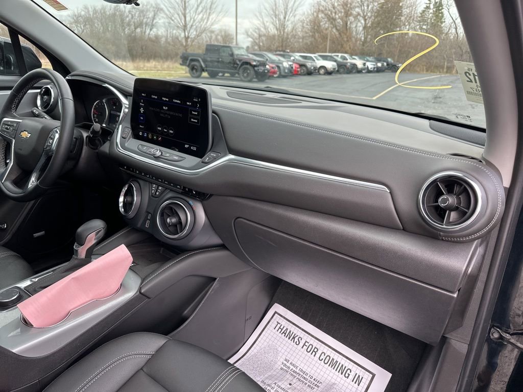Used 2024 Chevrolet Blazer LT w/ Sound & Technology Package image 19