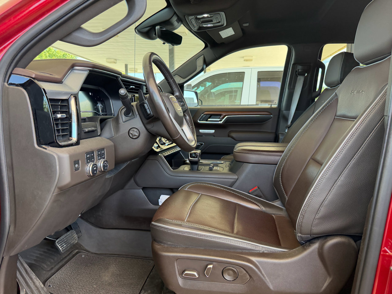 Used 2023 GMC Sierra 1500 Denali w/ Technology Package image 21