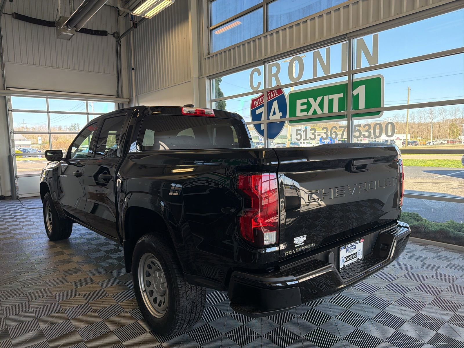 Used 2023 Chevrolet Colorado W/T image 4
