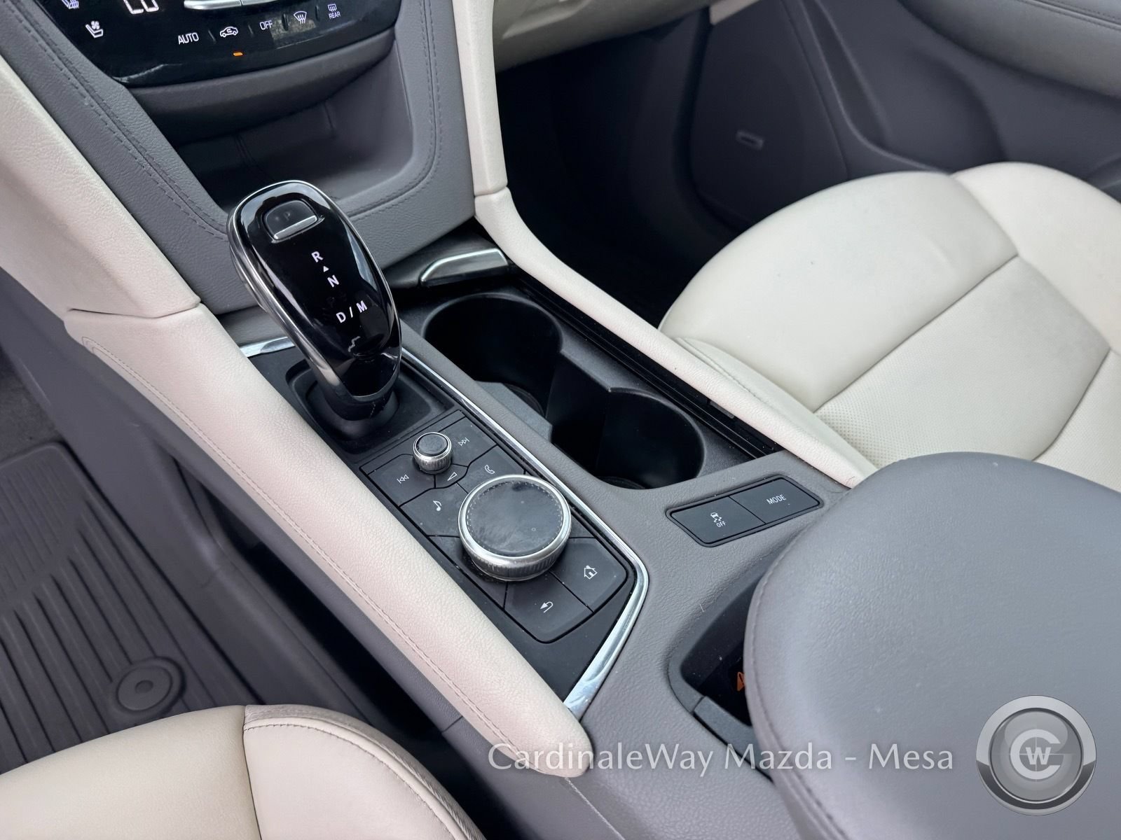 Used 2021 Cadillac XT6 Premium Luxury FWD image 25