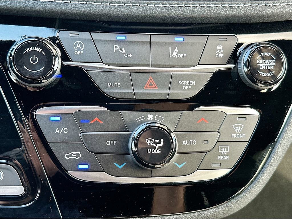 New 2026 Chrysler Pacifica Select image 19