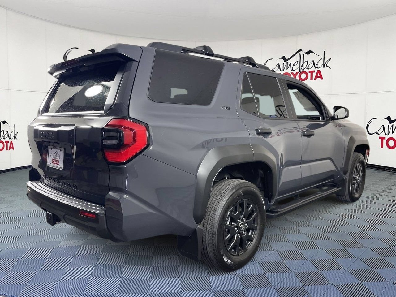 New 2026 Toyota 4Runner SR5 AWD/4WD image 7
