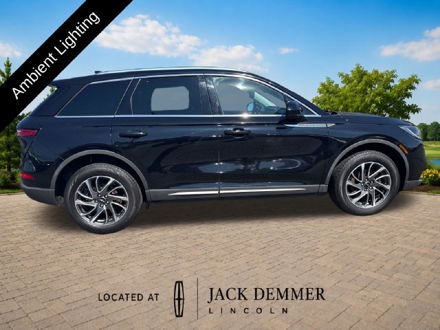 Certified 2020 Lincoln Corsair AWD w/ Equipment Group 101A image 8