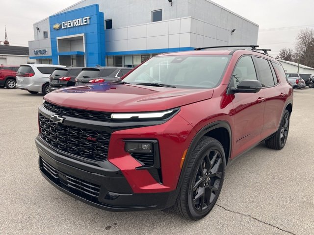 Certified 2025 Chevrolet Traverse RS w/ LPO, Floor Liner Package image 2