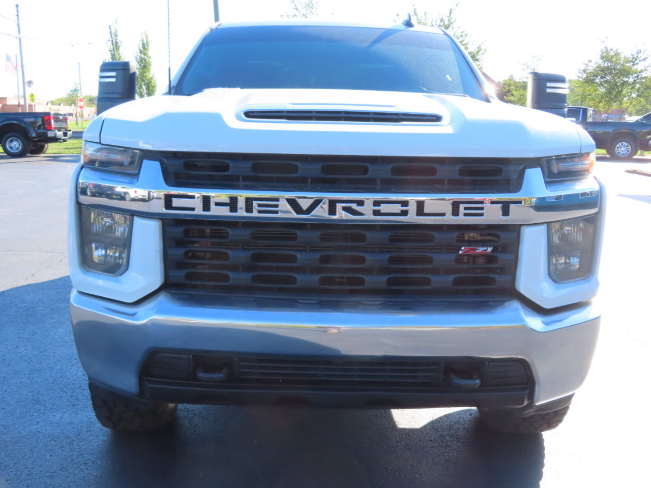 Used 2021 Chevrolet Silverado 2500 LT w/ Z71 Off-Road Package image 9