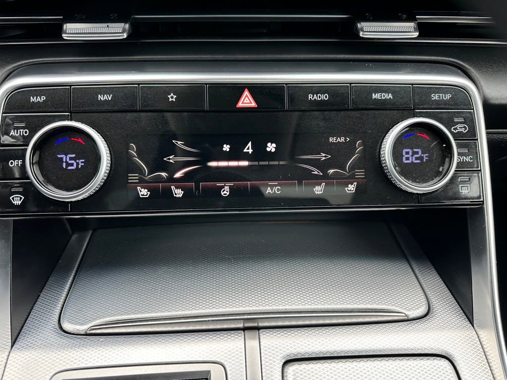 Used 2021 Genesis GV80 2.5T image 22