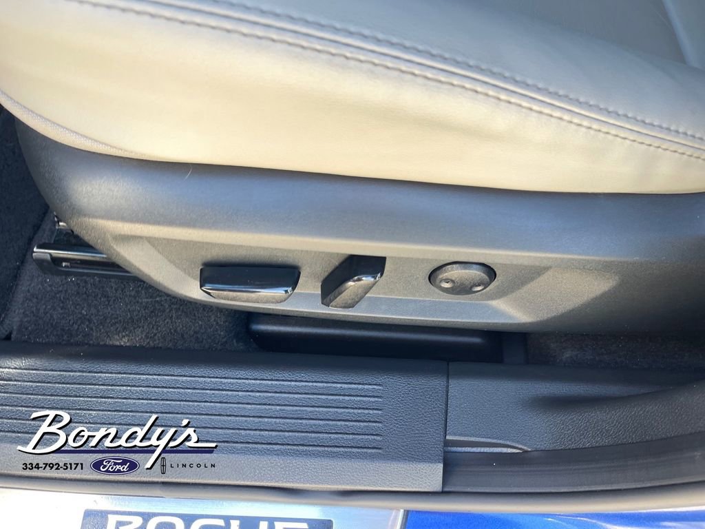 Used 2023 Nissan Rogue SL w/ SL Premium Package image 9