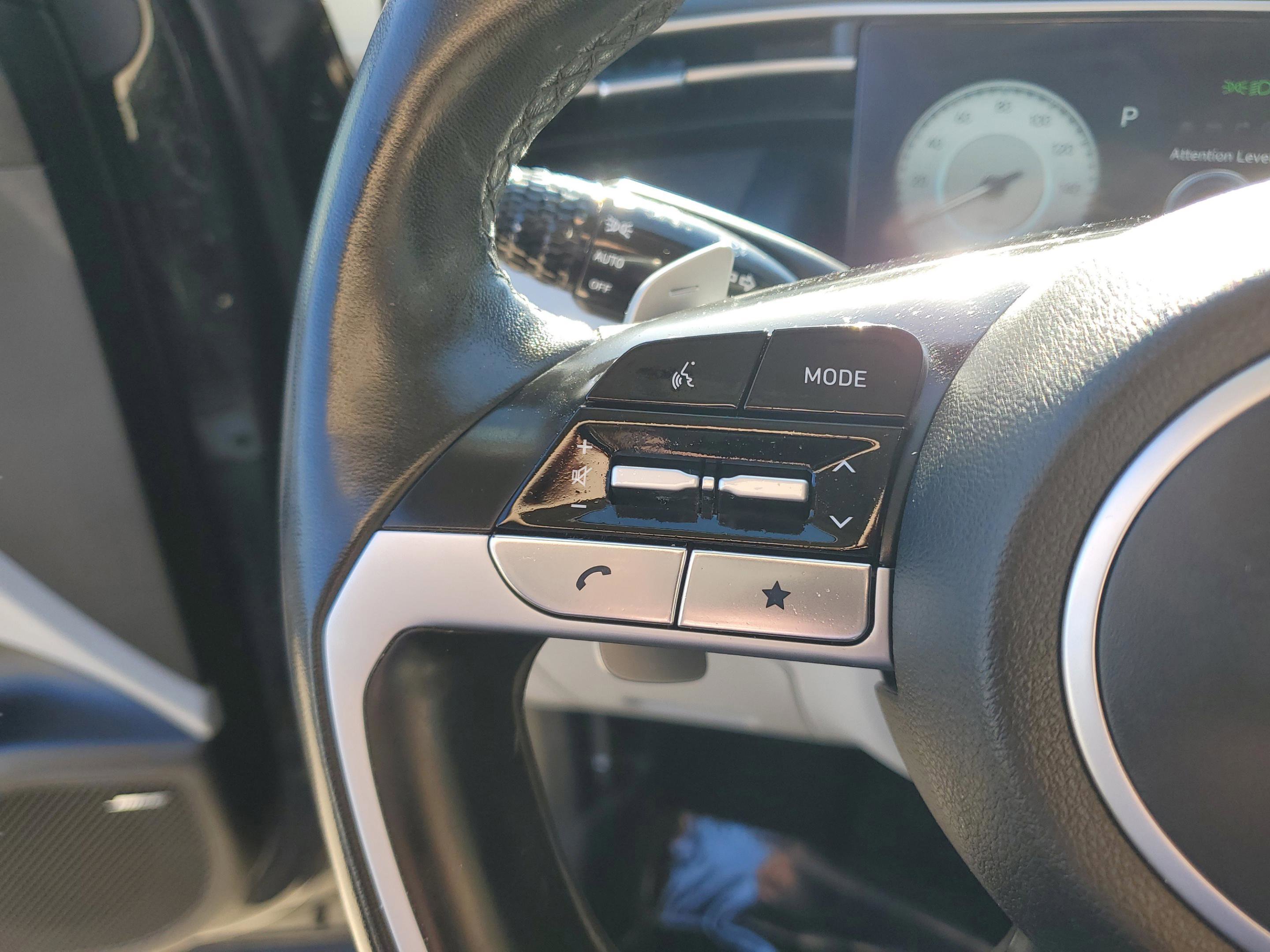 Used 2023 Hyundai Tucson Limited image 30