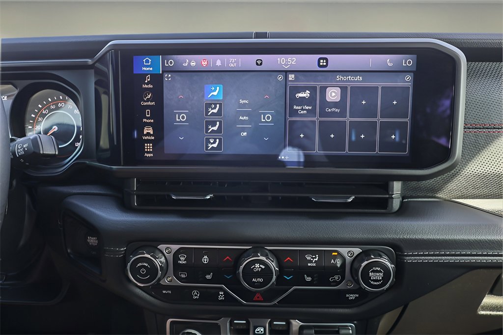 Used 2025 Jeep Wrangler Unlimited Rubicon image 14