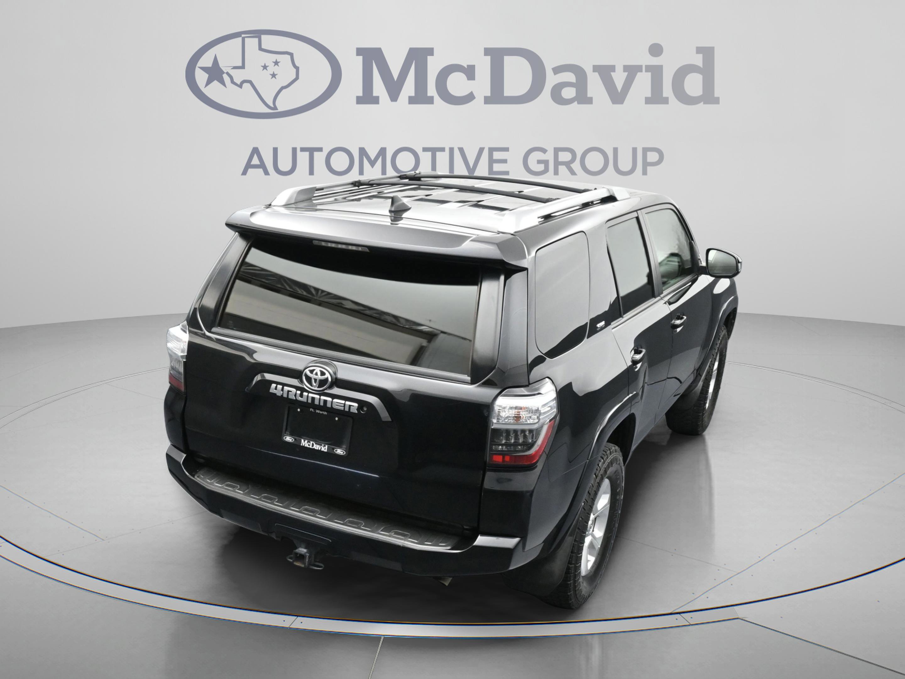 Used 2017 Toyota 4Runner SR5 RWD image 38