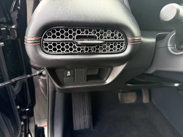 Certified 2025 Honda HR-V Sport image 15
