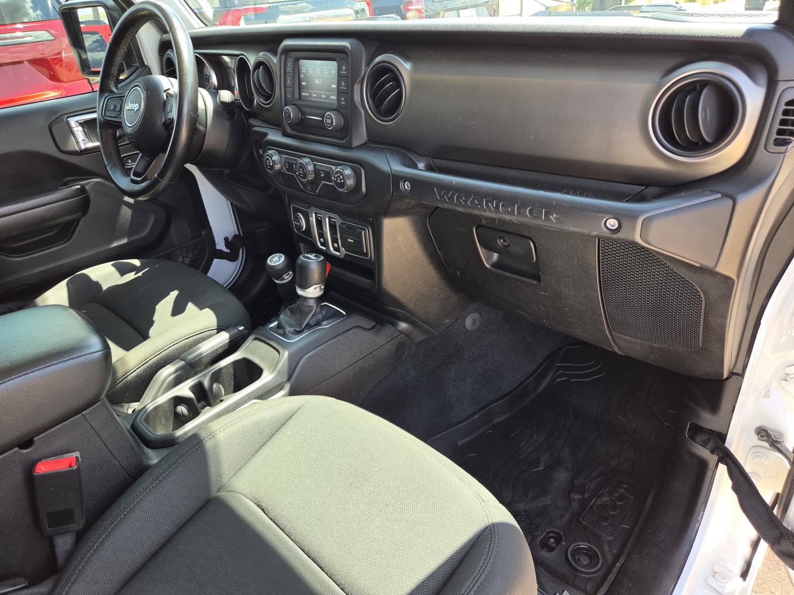 Used 2020 Jeep Wrangler Sport AWD/4WD image 8