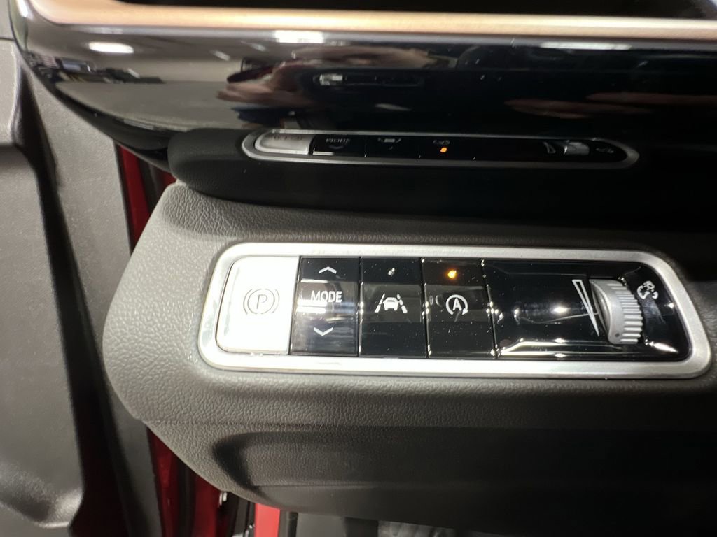 New 2025 Buick Envision Sport Touring image 18