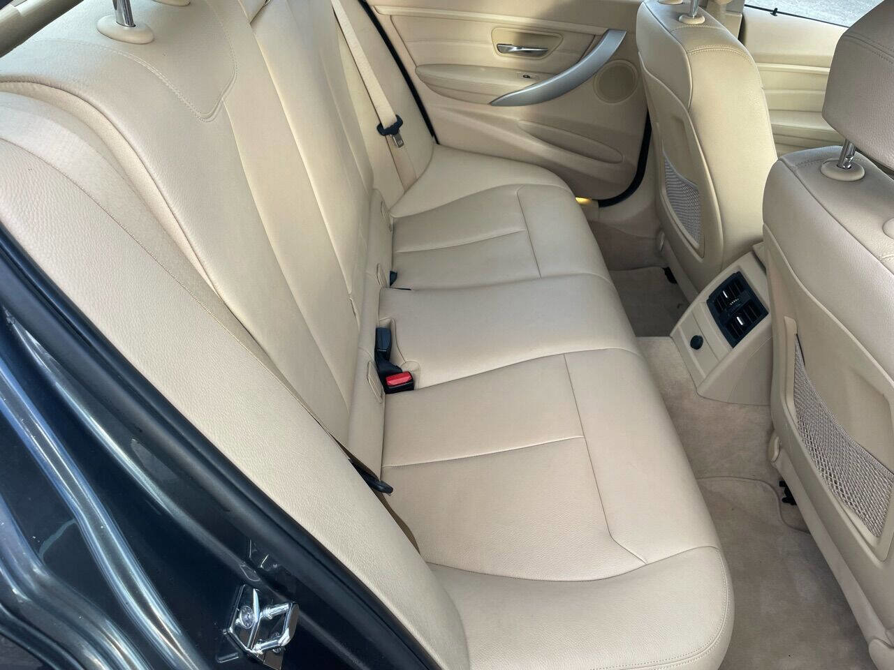 Used 2012 BMW 328i Sedan image 13