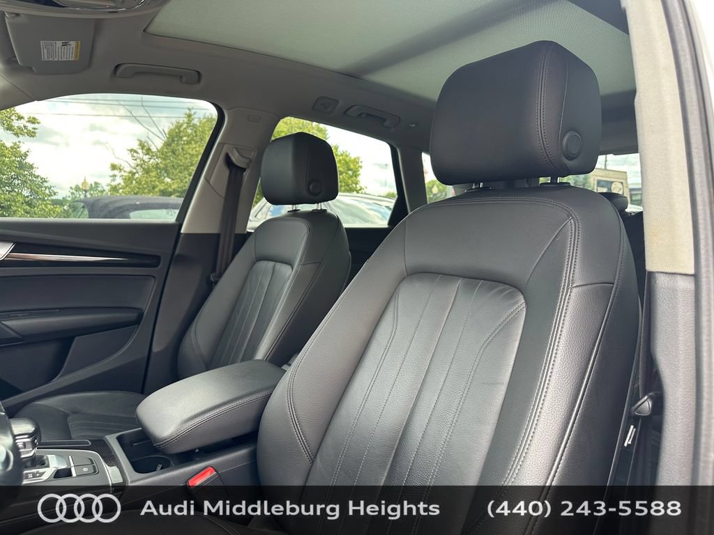Used 2018 Audi Q5 2.0T Premium Plus w/ Premium Plus Package AWD/4WD image 13