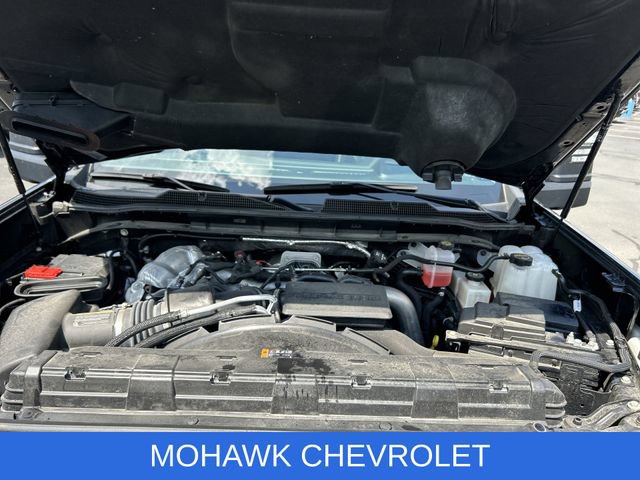 Used 2025 Chevrolet Silverado 2500 LTZ w/ LTZ Convenience Package AWD/4WD image 32