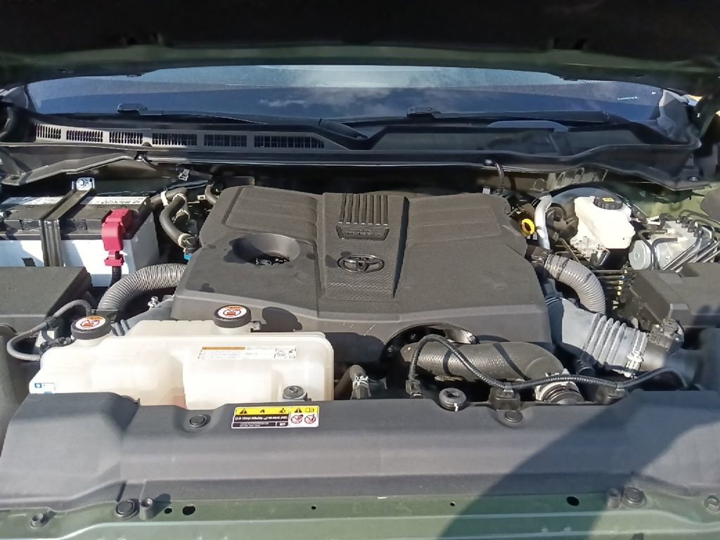 Used 2022 Toyota Tundra SR5 w/ Convenience Package image 35