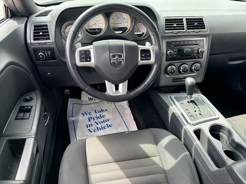 Used 2013 Dodge Challenger R/T image 14