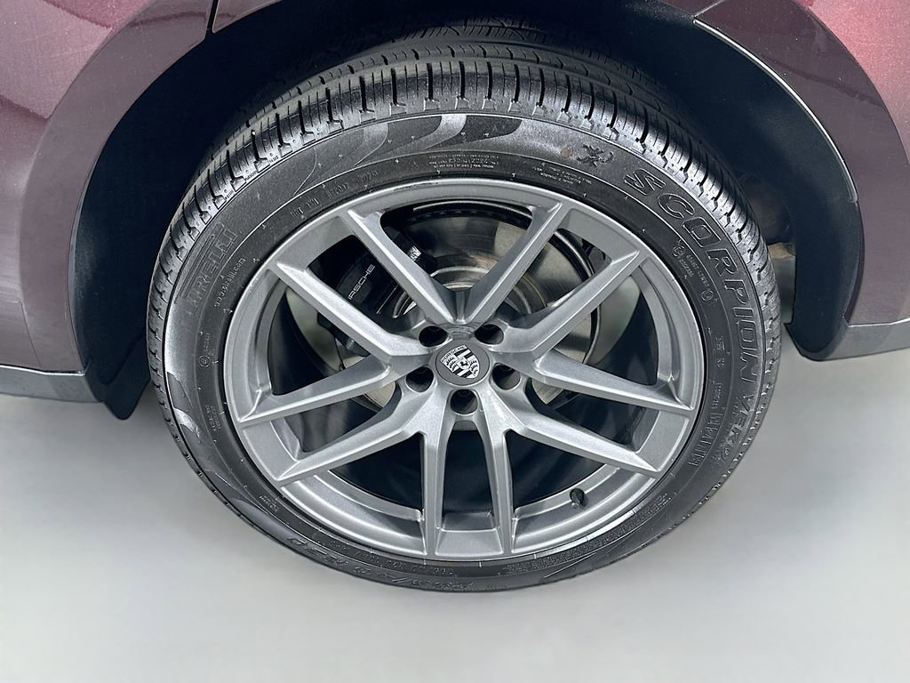 New 2026 Porsche Macan Turbo AWD/4WD image 33