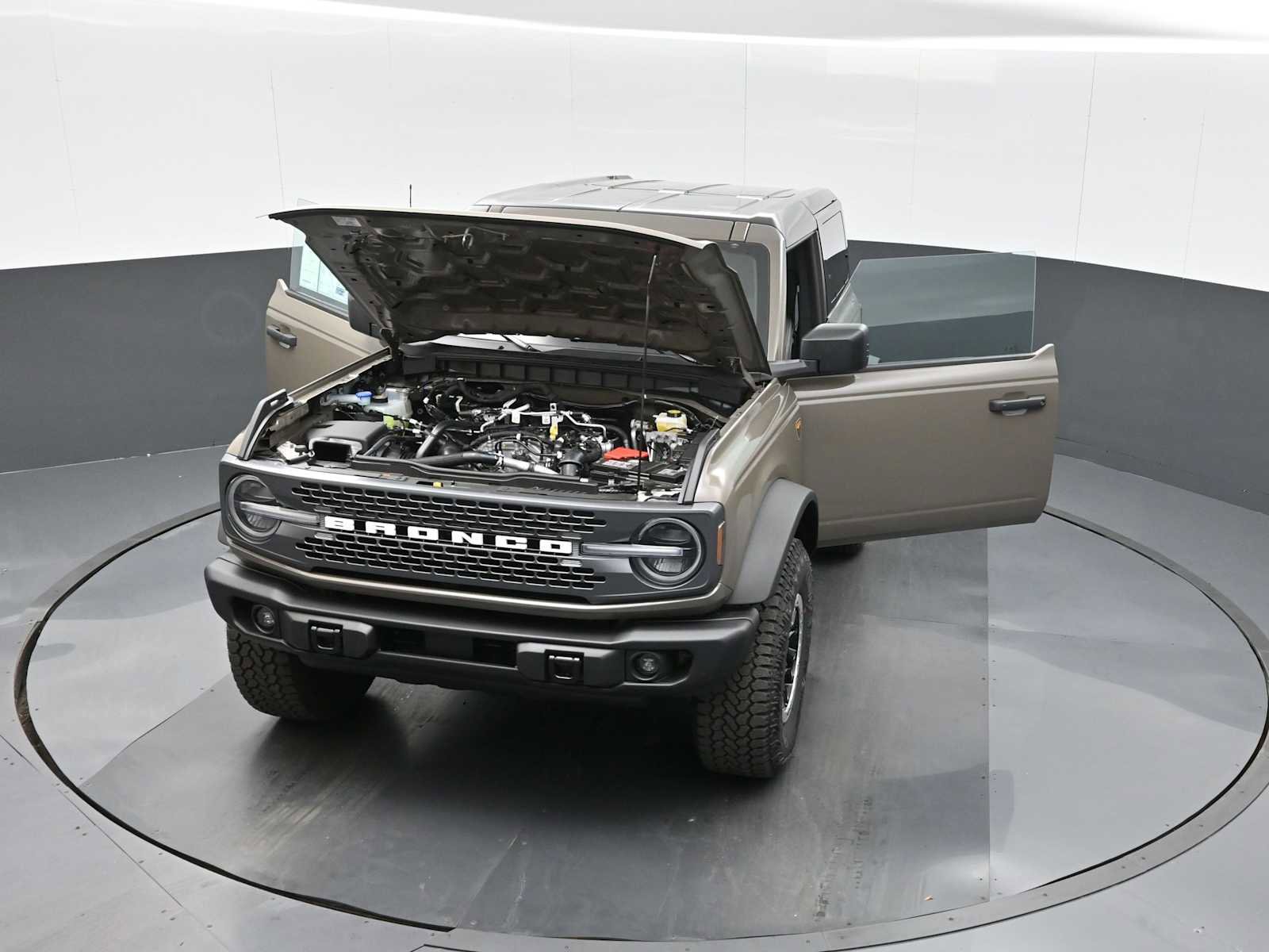 New 2025 Ford Bronco Badlands w/ Sasquatch Package image 27