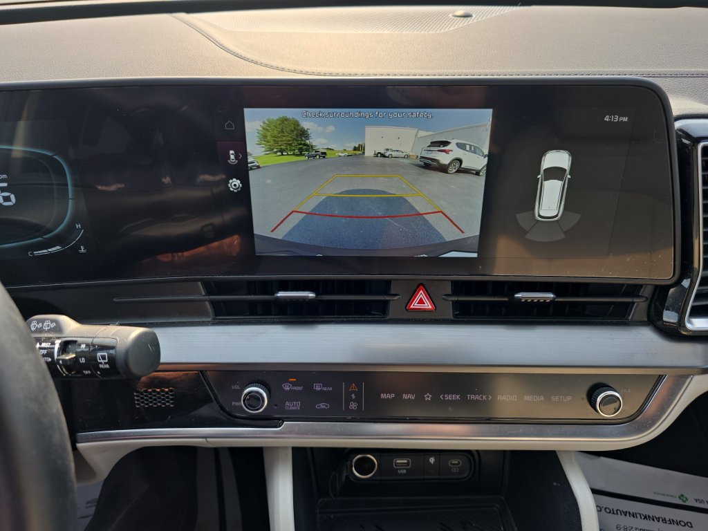 Used 2025 Kia Sportage EX FWD image 18