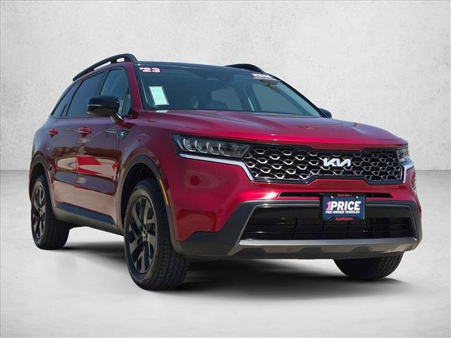Used 2023 Kia Sorento S w/ Panoramic Sunroof Package AWD/4WD image 3