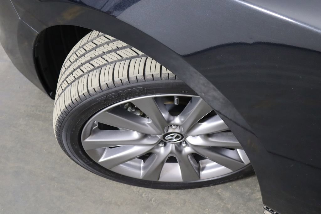 Used 2019 MAZDA MAZDA3 Sedan image 36