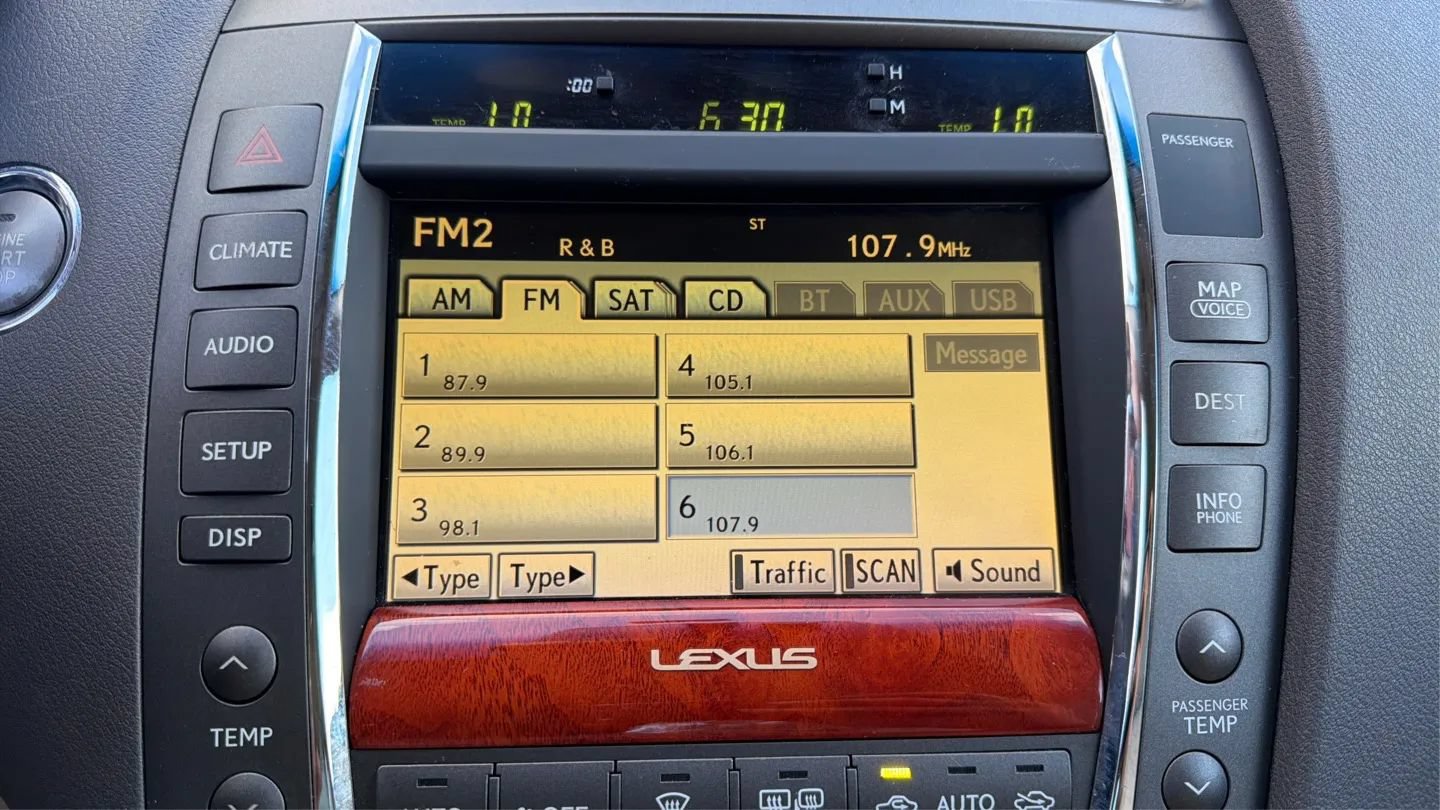 Used 2010 Lexus ES 350 FWD image 34