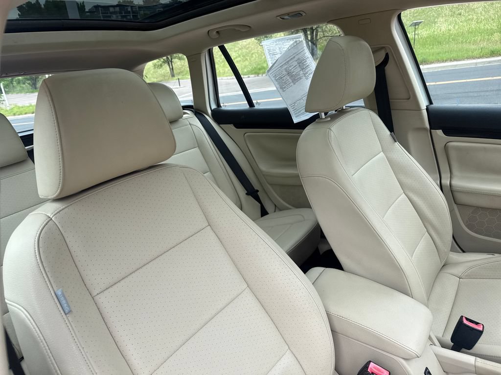 Used 2013 Volkswagen Jetta TDI FWD image 31